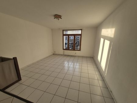 Location Appartement 3 pièces 52m² BOULOGNE SUR MER 62200 - Photo 2