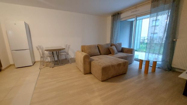 Location Appartement 3 pièces 63m² - Photo 1