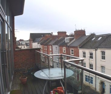 2 bedroom flat to rent - Photo 5