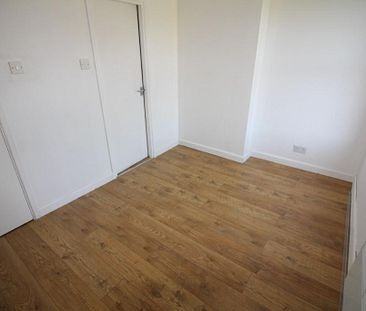 1 bed Flat - Photo 1