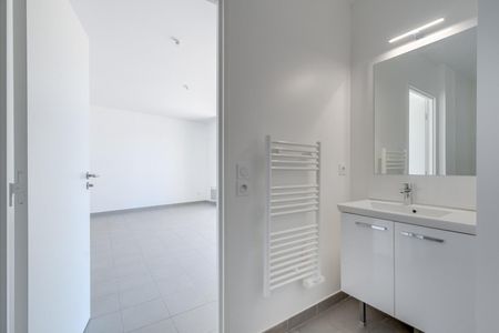 location Appartement T2 DE 39.73m² À NICE - Photo 2