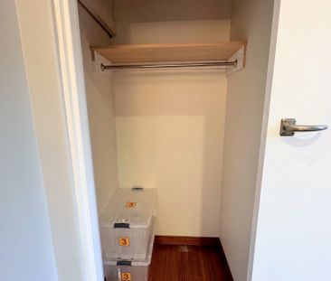 Thornbury - Photo 1