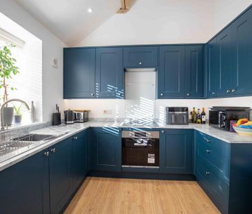 3 bedroom terraced house to rent - Photo 1