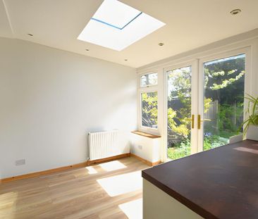 3 bedroom terraced house to rent - Photo 1