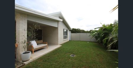 Spacious Family Home in Woolgoolga - Photo 5