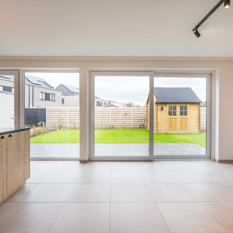 Hoogkwalitatieve nieuwbouwwoning te huur in Lichtervelde - Photo 1