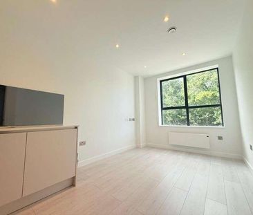 Camberley, Surrey, GU15 - Photo 1