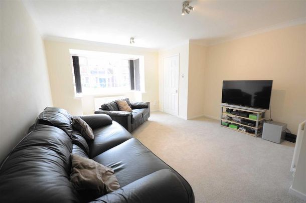 4 bedroom detached house to rent - Photo 1