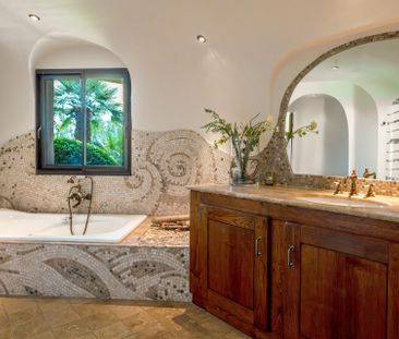 Rental Villa Ste Lucie De Porto Vecchio 8 Rooms 350 m² - Photo 6