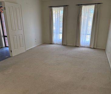 Willow green Beauty - When Location counts - Photo 2