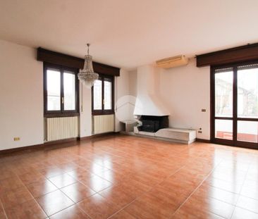 Porzione di bifamiliare in affitto - Photo 5