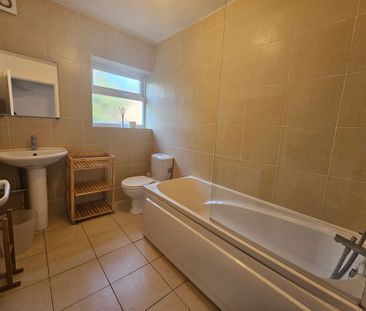 3 Bed Student Accommodation - Photo 5