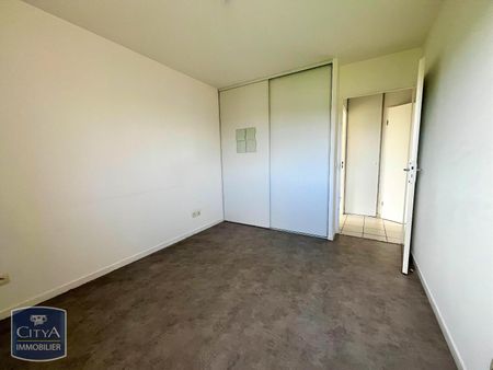 Location Appartement 3 pièces 62m² LISIEUX 14100 - Photo 2