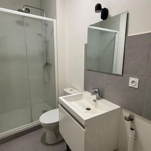 Location Appartement 1 pièce 31m² CLERMONT FERRAND 63000 - Photo 2