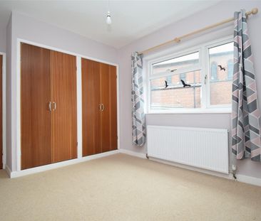 St. Lukes Road, Grimethorpe, Barnsley - Photo 6