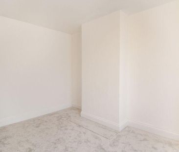 3 Bed Semi-Detached House, Coventry, CV6 - Photo 4