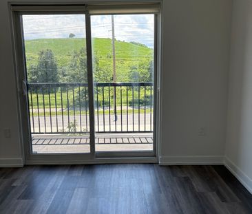 For Lease - 10 Palace Street Unit# D5, Kitchener, Ontario - Photo 2