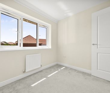 Hesketh Road, Burscough - Photo 3