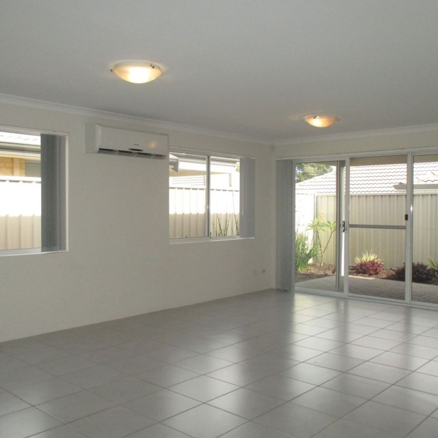 Modern Home in the Heart of Baldivis - Photo 1