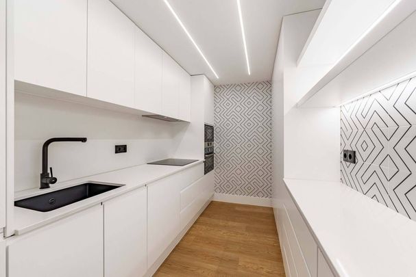 1 bedroom luxury Apartment for rent in Cascais e Estoril, Cascais, Lisbon - Photo 1