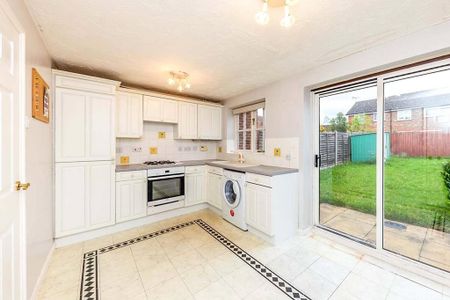 2 bedroom terraced house to rent - Photo 5