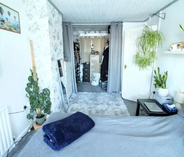 3 bedroom terraced house to rent - Photo 6