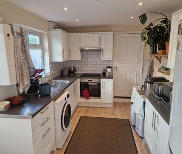 Room in a Shared Flat, Long Lane, N2 - Photo 3