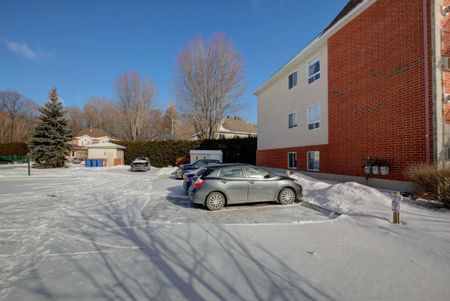 Appartement à louer - Gatineau (Hull) (Manoir des Trembles) Appartement à louer - Gatineau (Hull) (Manoir des Trembles) - Photo 2