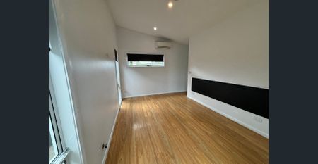 Studio Apartment in Thornton - Photo 4