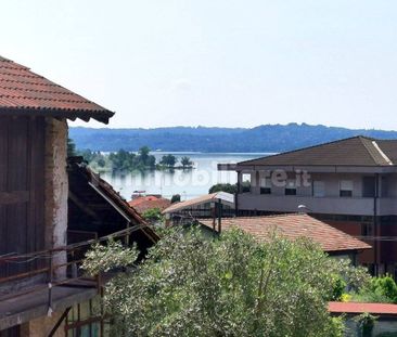 Bilocale via F. De Ambrosis, Centro, Gavirate - Photo 1