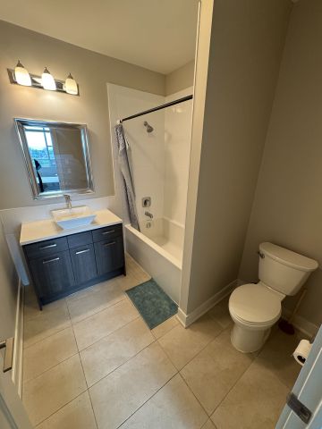 For Lease - 150 Main Street Unit# 707, Hamilton, Ontario - Photo 4