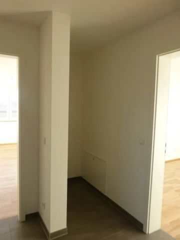 2-Zimmer-Dachgeschoß-Wohnung mit Terrasse in Unterhaching - Photo 5