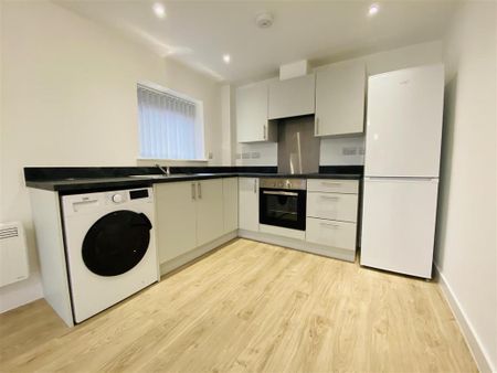 2 bedroom apartment to rent - Photo 4