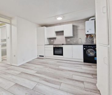 1 bedroom ground floor maisonette to rent - Photo 3