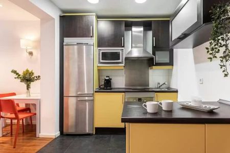 Calle de Almadén, Madrid, Community of Madrid 28014 - Photo 5