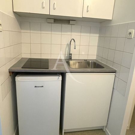 Location Appartement 1 pièce 23m² ANGERS 49100 - Photo 3