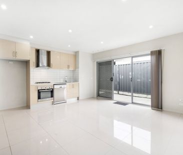 3/1 Herbert Street, Pascoe Vale VIC 3044 - Photo 2