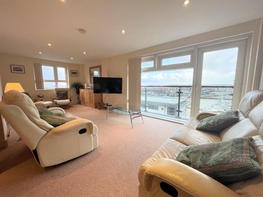 3 bedroom apartment to rent - Photo 1