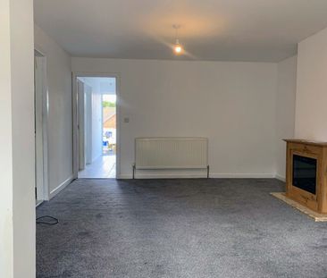 Howard drive, Chesterfield, Old Whittington - Photo 4