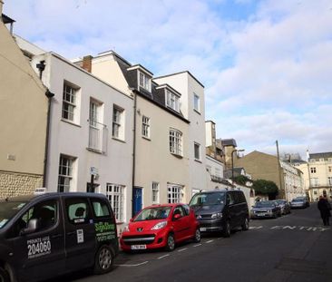 2 bedroom maisonette to rent - Photo 6