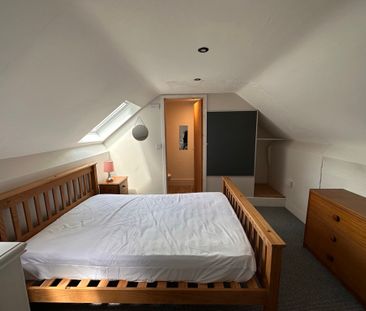 4 bedroom house, 1 en-suite - Photo 6