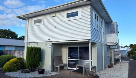 Elevated Living - Photo 2