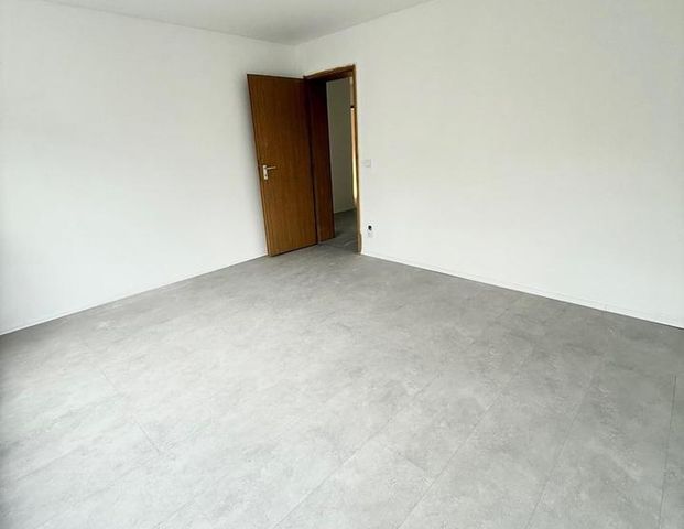 Lichtdurchflutete 3-Zimmer-EG-Wohnung mit großem Garten & großer Wohnküche in Frechen-Habbelrath - Foto 1