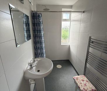 3 bedroom bungalow to rent - Photo 3