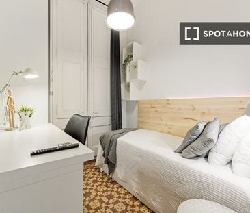 barcelona, Catalonia 08009 - Photo 6