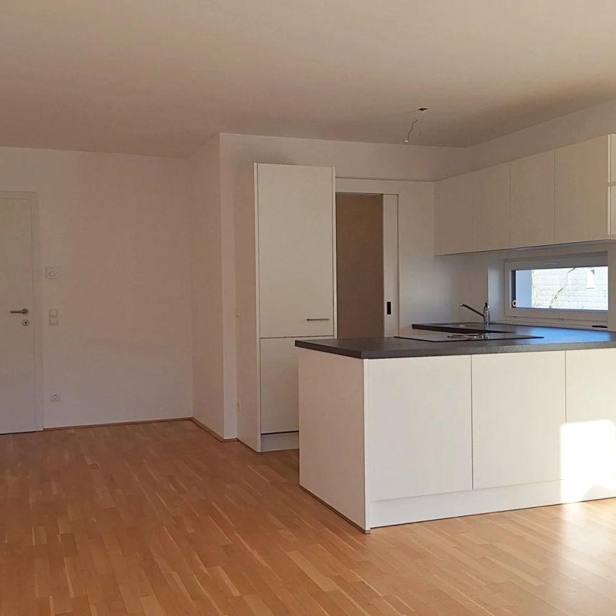 Mondsee - sonnige 3 Zimmer Wohnung mit XL Terrasse! - Photo 1