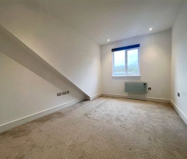 Bartley Way, Hook, Hampshire, RG27 - Photo 2