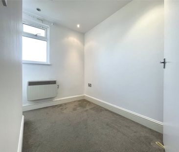 Midfield Parade, Mayplace Road East, Bexleyheath, DA7 6NB - Photo 2