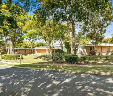 Peaceful Over 55's Living in a Tranquil Setting! - Photo 2