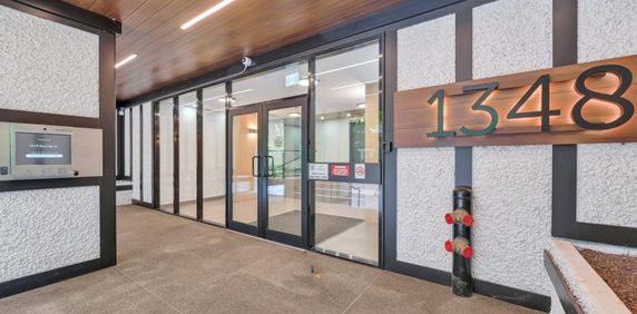 Barclay Towers - Photo 2